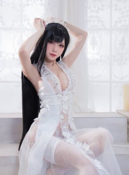 小黄文他将红酒慢慢倒入下面_DVD在线手机播放